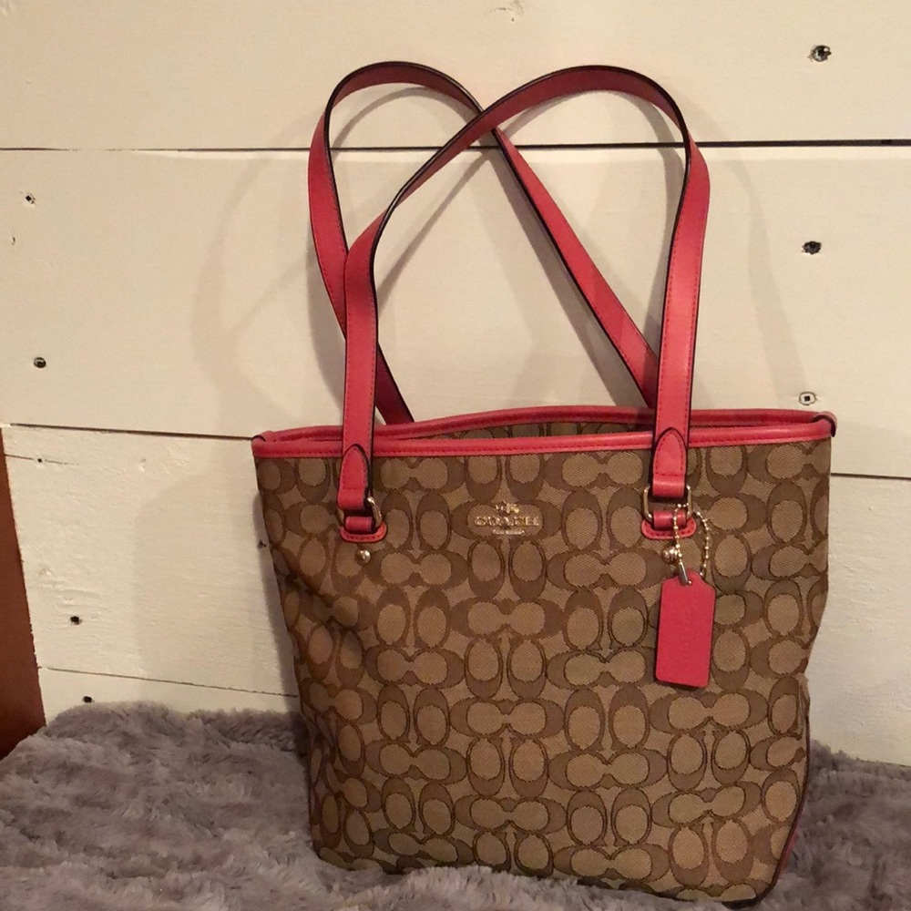 Coach monogram purse